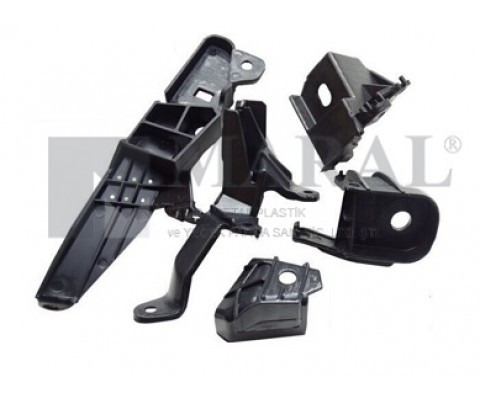 BAĞLANTI BRAKETİ SAĞ 4 LÜ RENAULT CLIO V