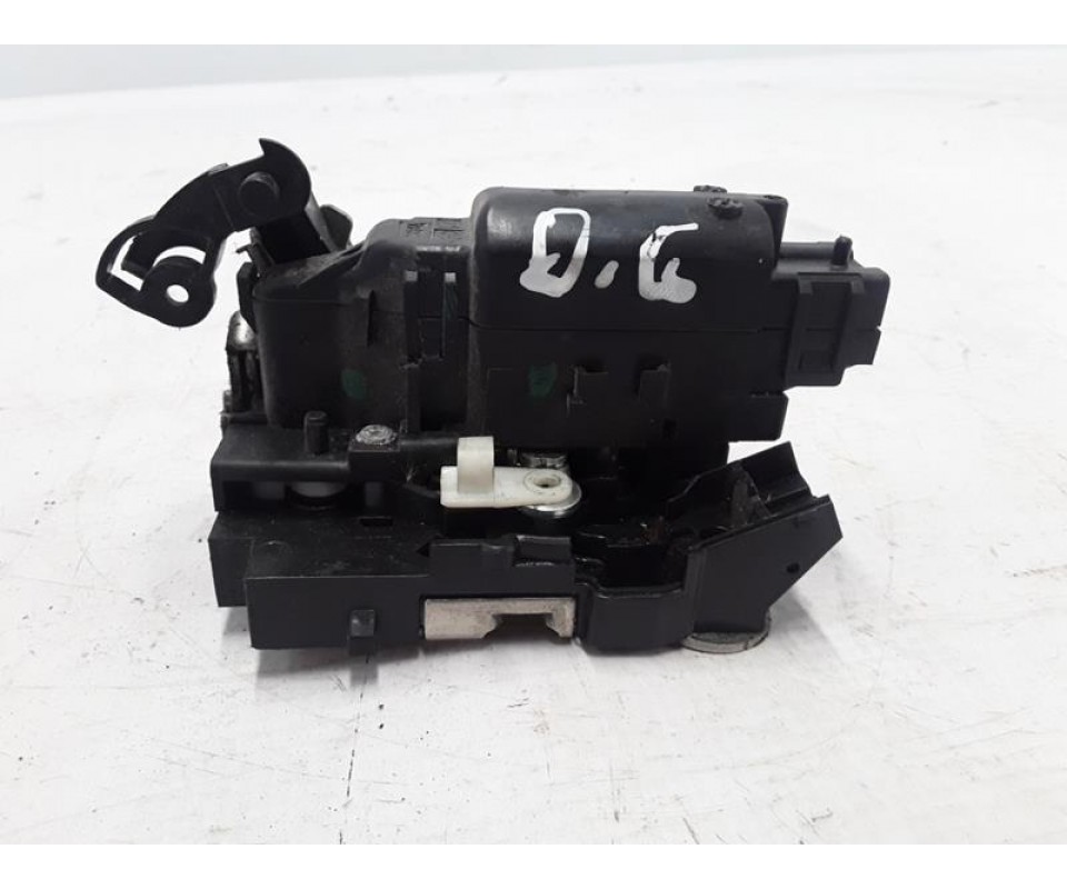 SAĞ ARKA KAPI KİLİDİ MOTORLU DACIA DOKKER LODGY 825020953R